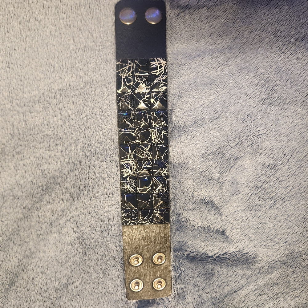 Black and White Abstract Leather Bracelet